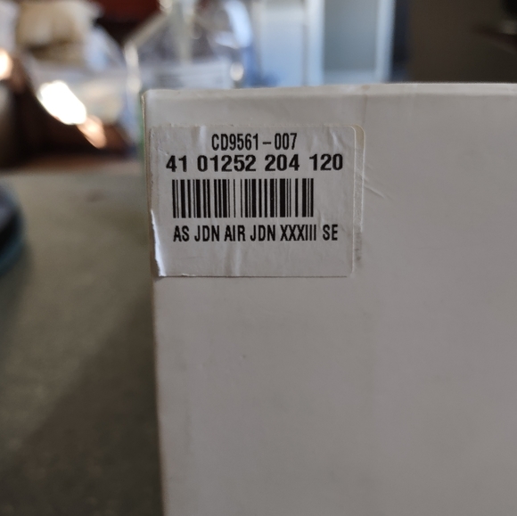 2019 Michael Jordan's 33SE SE color cement gray $175 OBO - Picture 6 of 12